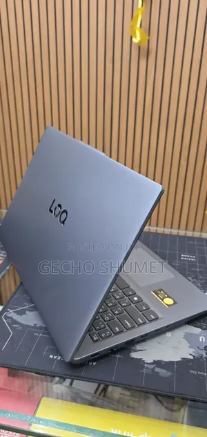 New Laptop Lenovo LOQ 15AHP10 12GB Intel Core i5 SSD 512GB