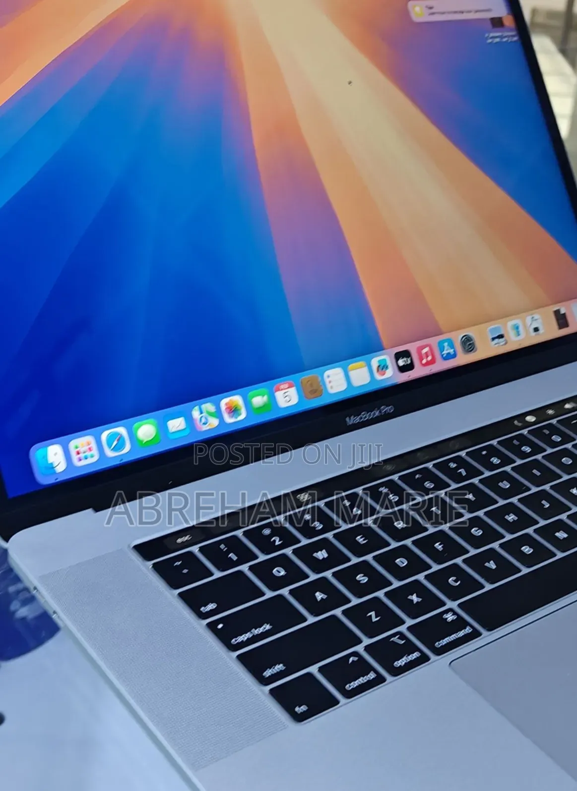 New Laptop Apple MacBook Pro 2019 16GB Intel Core i9 SSD 512GB