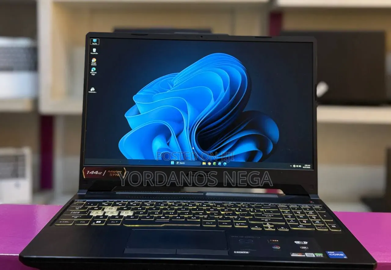 New Laptop Asus TUF Dash F15 16GB Intel Core i5 SSD 512GB