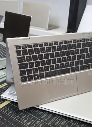 New Laptop HP EliteBook 830 G8 16GB Intel Core i5 SSD 512GB