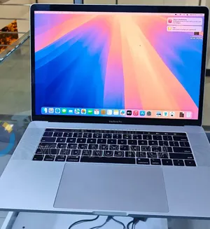 New Laptop Apple MacBook Pro 2019 16GB Intel Core i9 SSD 512GB