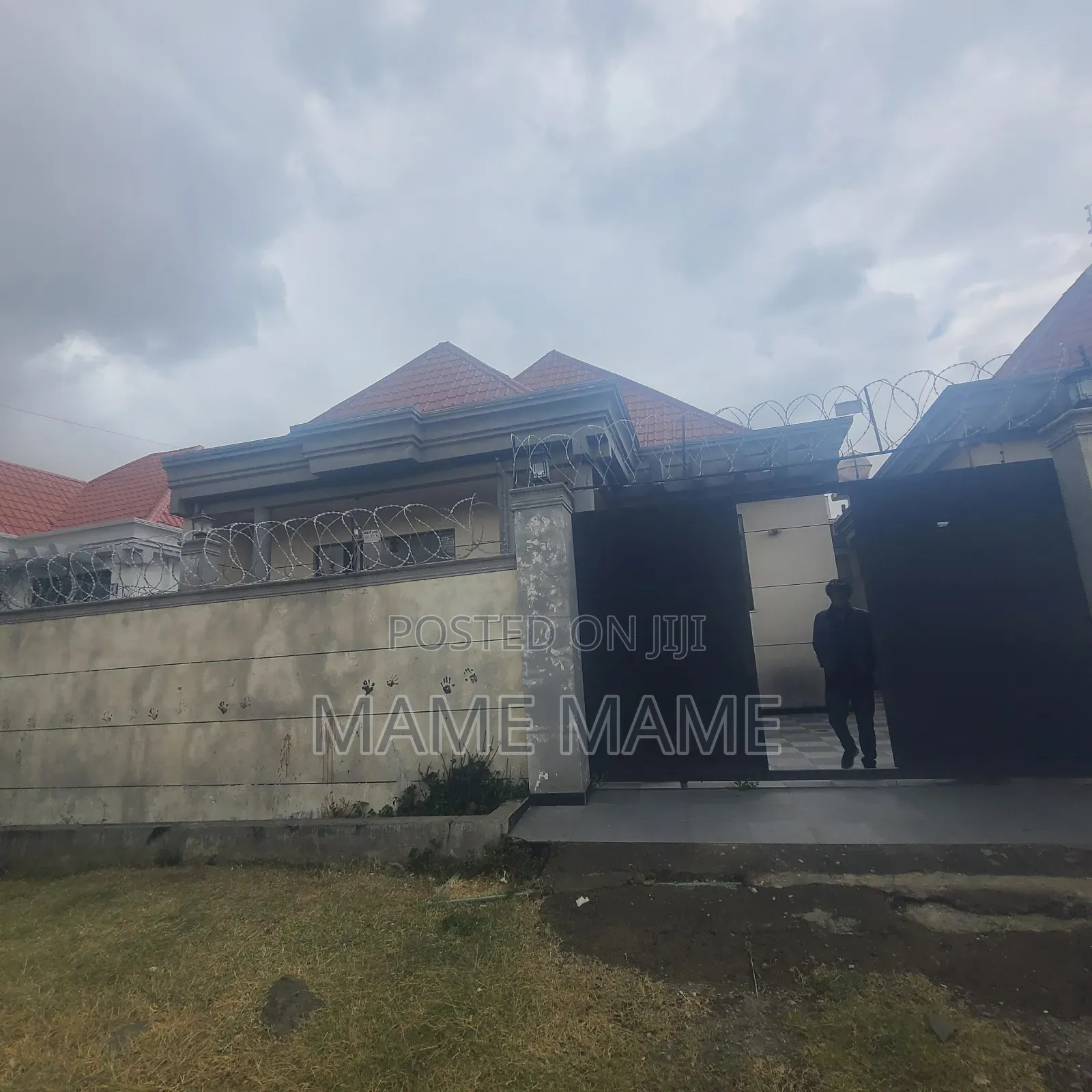 3bdrm Villa in Addis Abeba, Bole for sale