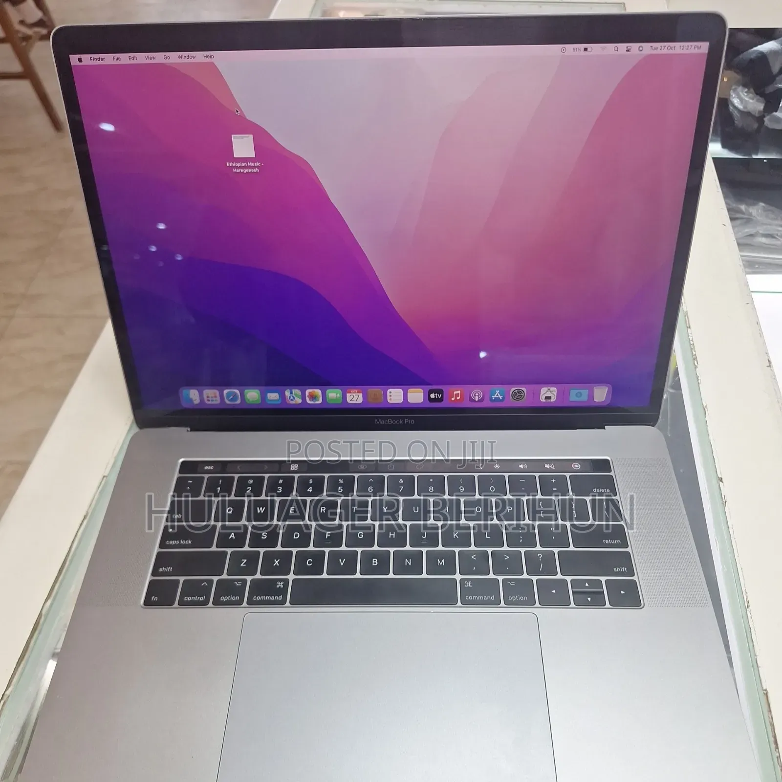 New Laptop Apple MacBook Pro 2016 16GB Intel Core i7 SSD 256GB