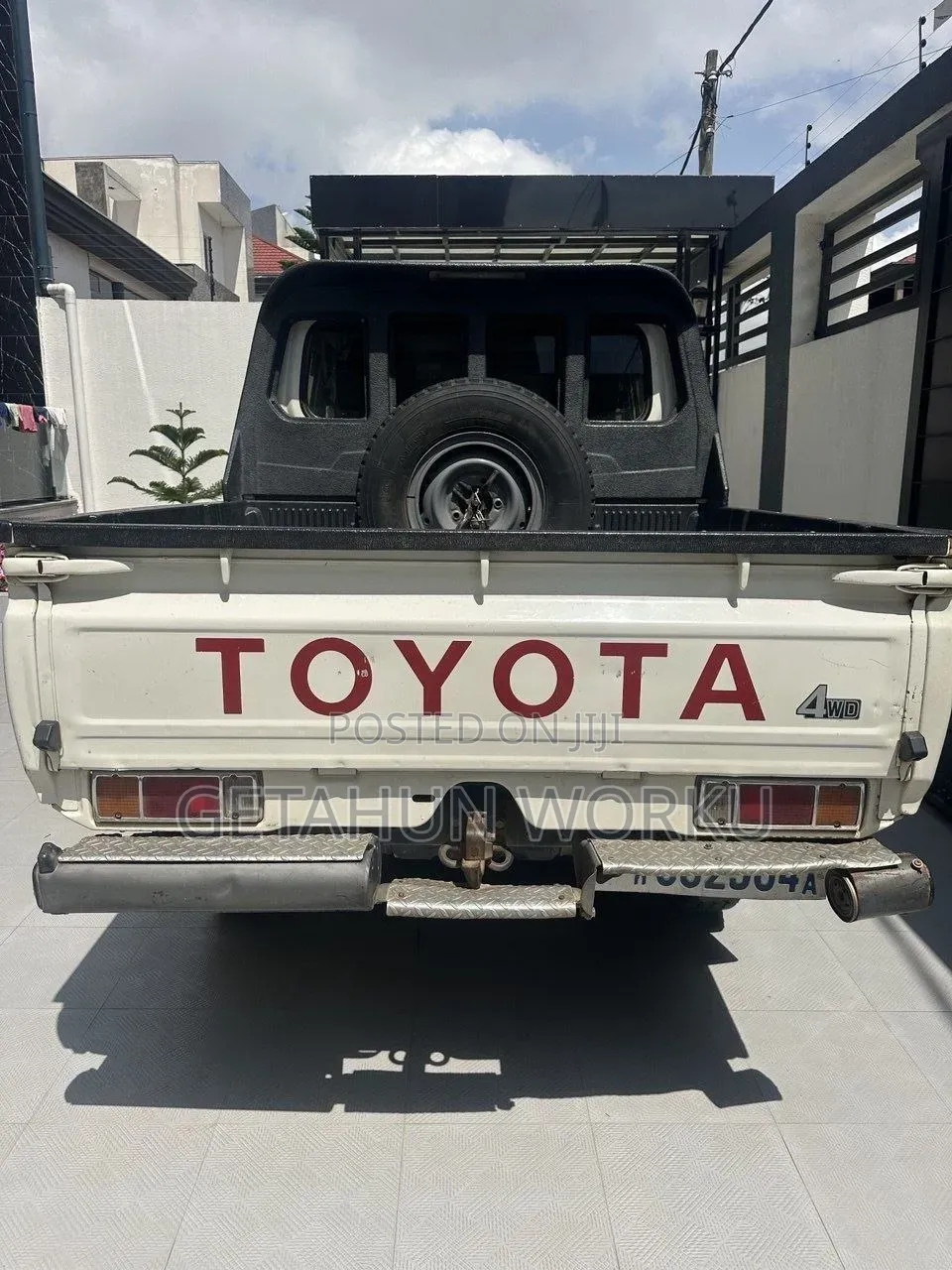 Toyota Land Cruiser 2018 White