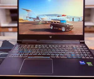 New Laptop Acer Predator Helios 300 16GB Intel Core i9 SSD 512GB