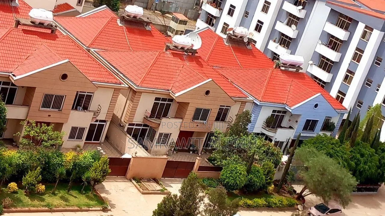 3bdrm Apartment in አምድሆን ሪልስቴት, Nifas Silk-Lafto for sale