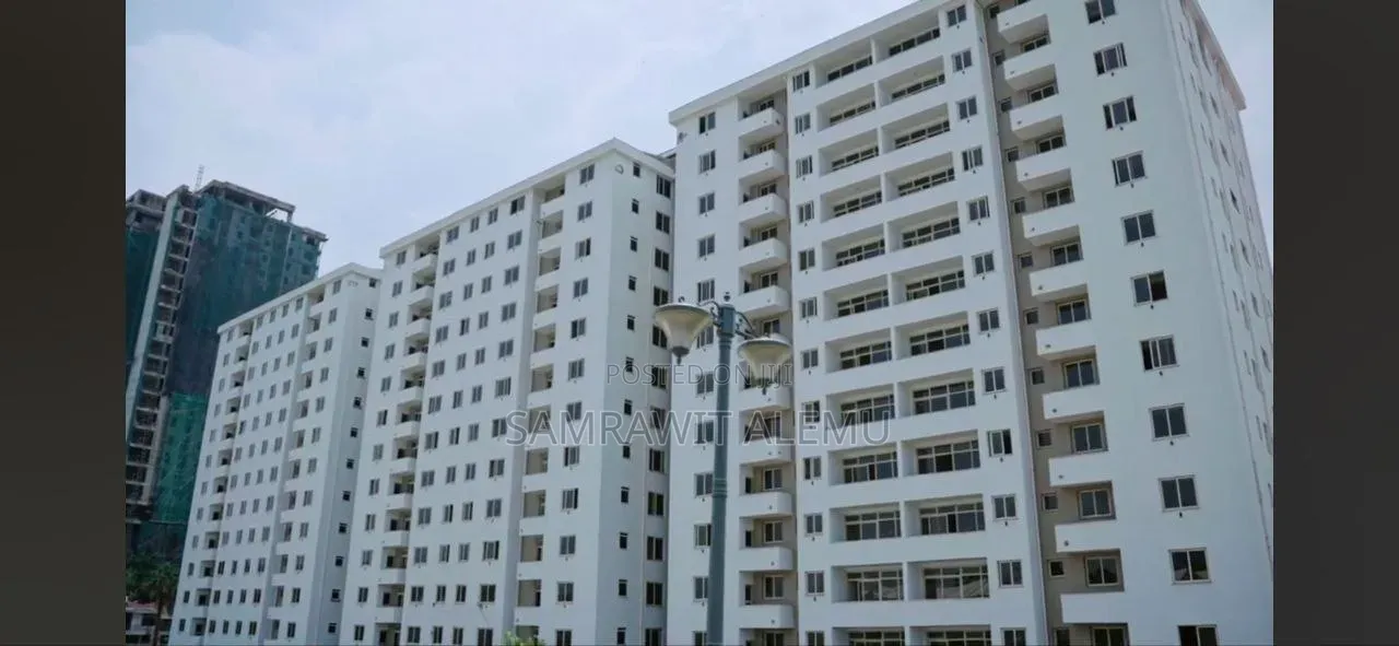 3bdrm Apartment in አምድሆን ሪልስቴት, Nifas Silk-Lafto for sale