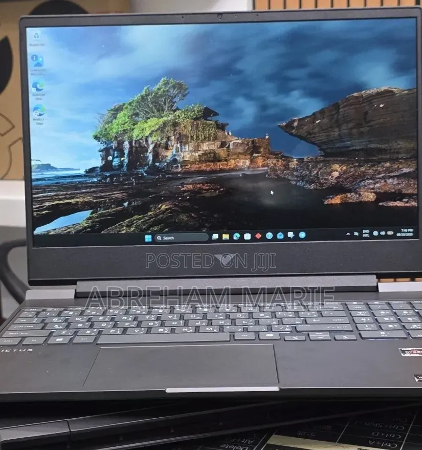 New Laptop HP Victus 16 16GB AMD Ryzen 7 SSD 512GB