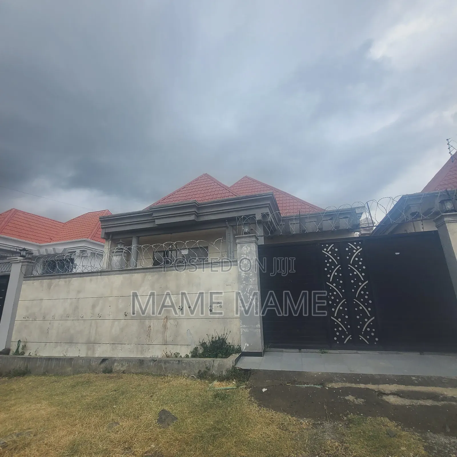 3bdrm Villa in Addis Abeba, Bole for sale