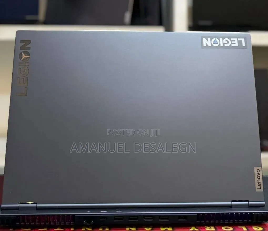 New Laptop Lenovo Legion 9 32GB AMD Ryzen 7 SSD 1T