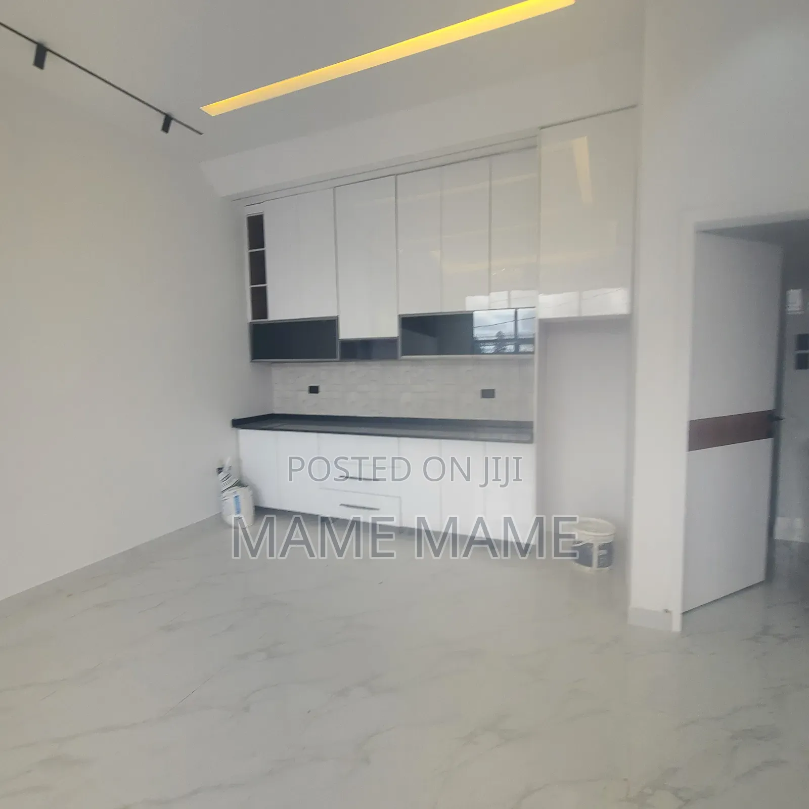 3bdrm Villa in Addis Abeba, Bole for sale