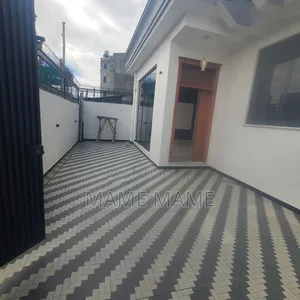 3bdrm Villa in Addis Abeba, Bole for sale