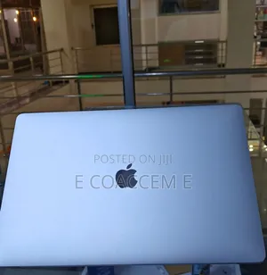 New Laptop Apple MacBook Pro 2019 16GB Intel Core i9 SSD 512GB