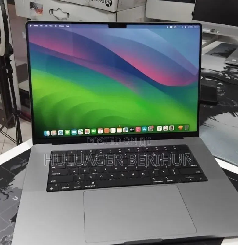 New Laptop Apple MacBook Pro 2021 M1 Max 32GB Apple M1 Max SSD 1T