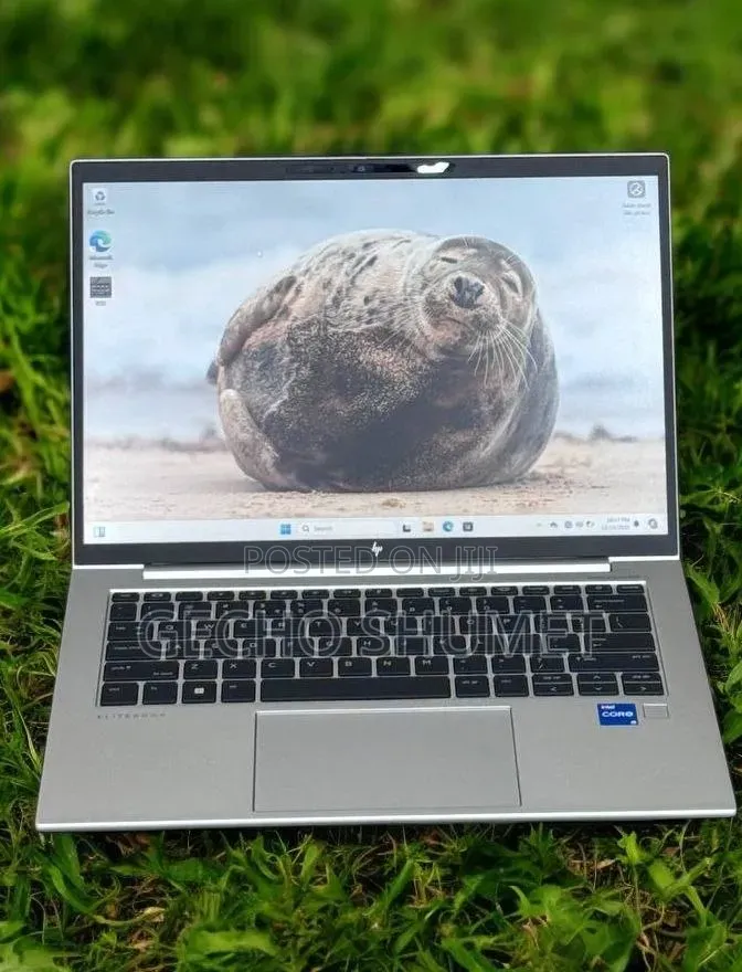 New Laptop HP EliteBook 830 G9 16GB Intel Core i5 SSD 512GB