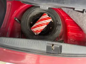 Toyota Vitz 1.0 FWD 3dr 2004 Red