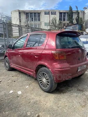 Toyota Vitz 1.0 FWD 3dr 2004 Red