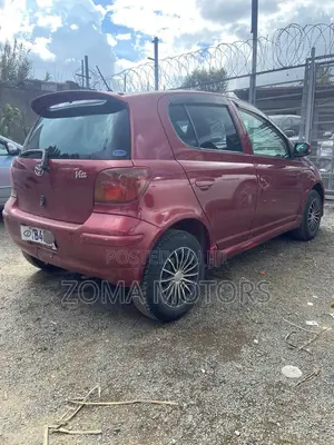 Toyota Vitz 1.0 FWD 3dr 2004 Red