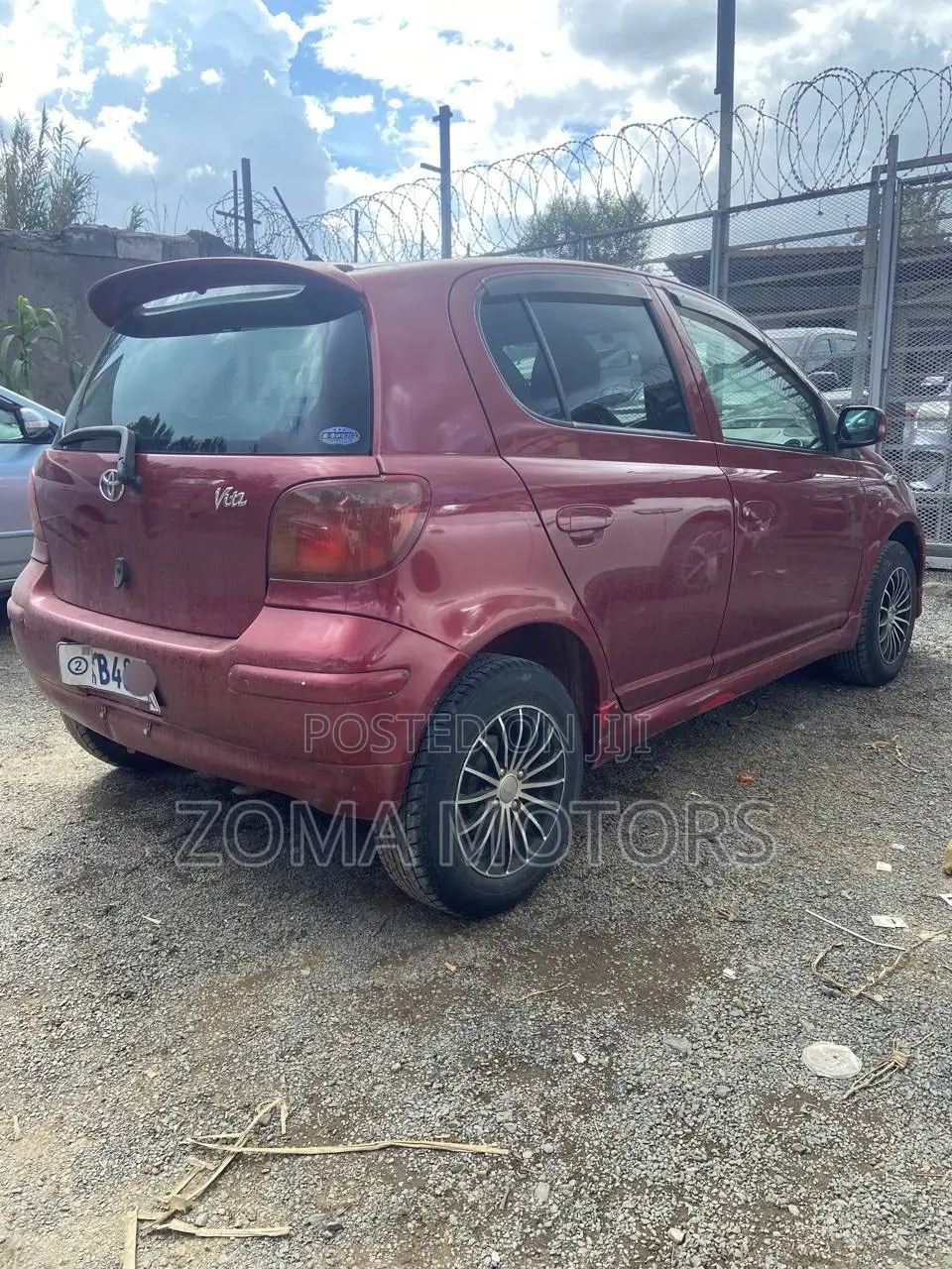 Toyota Vitz 1.0 FWD 3dr 2004 Red