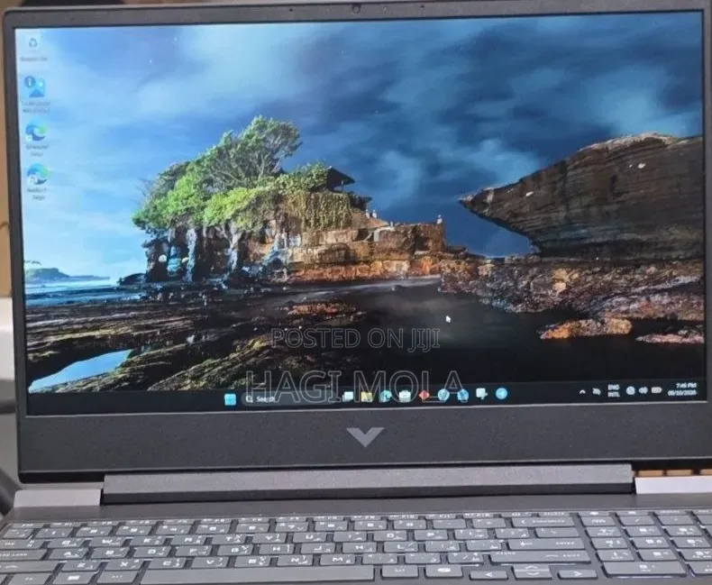 New Laptop HP Victus 15 16GB AMD Ryzen SSD 512GB