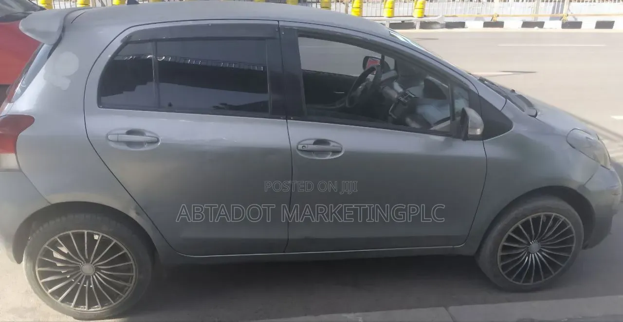 Toyota Yaris 2008 Silver