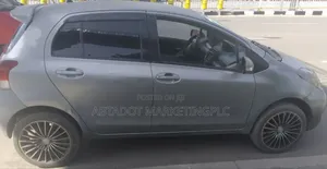 Toyota Yaris 2008 Silver