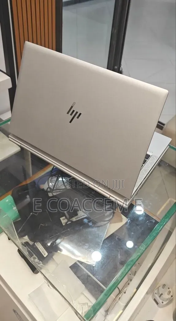 New Laptop HP EliteBook 840 G8 16GB Intel Core i5 SSD 512GB