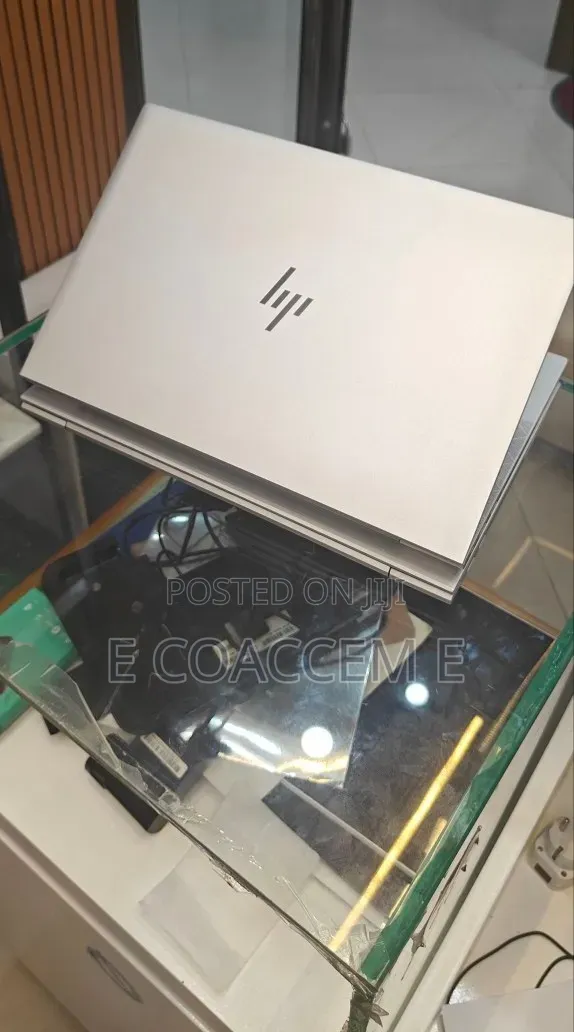 New Laptop HP EliteBook 840 G8 16GB Intel Core i5 SSD 512GB