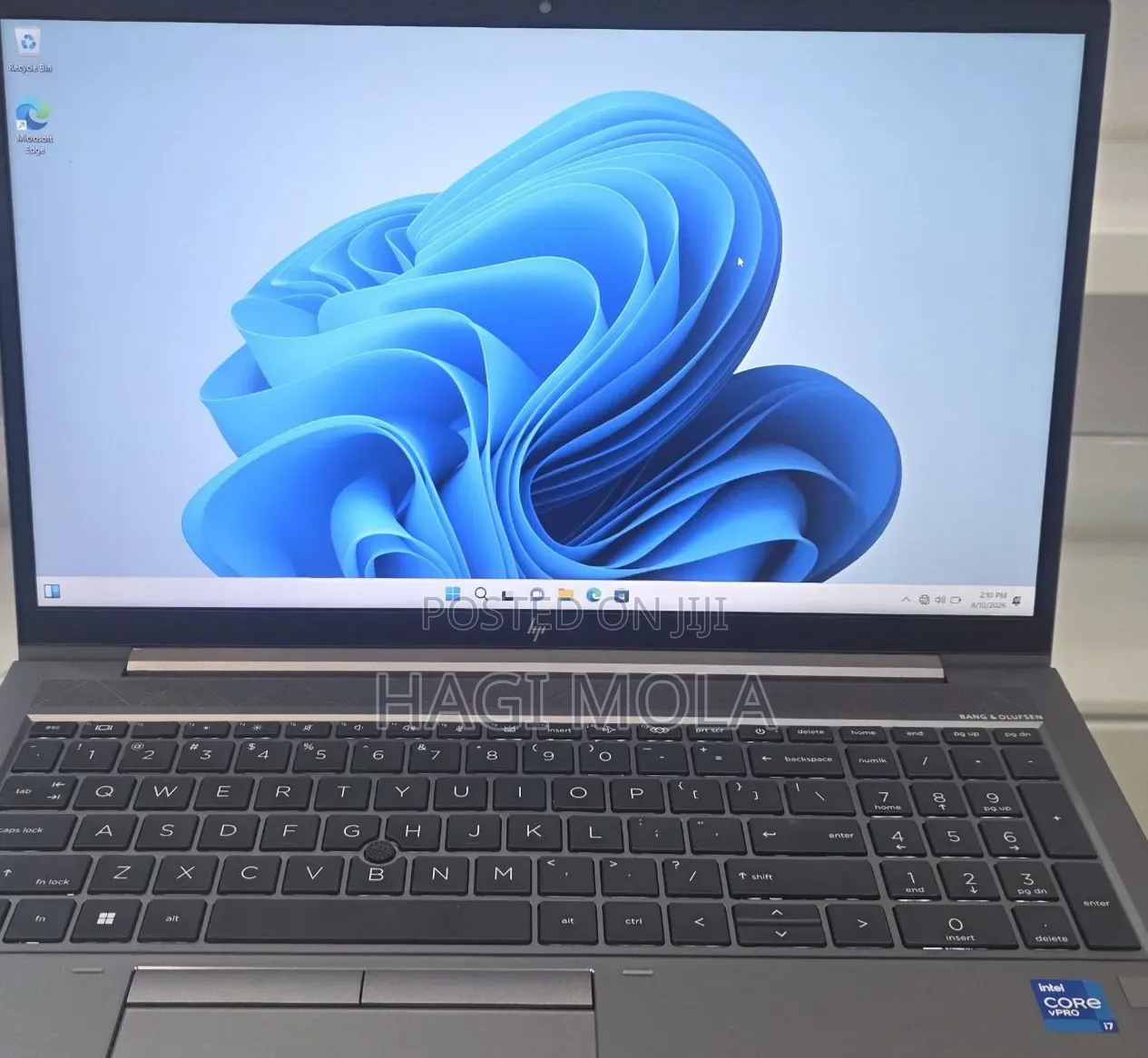 New Laptop HP ZBook Firefly G8 16GB Intel Core i7 SSD 512GB