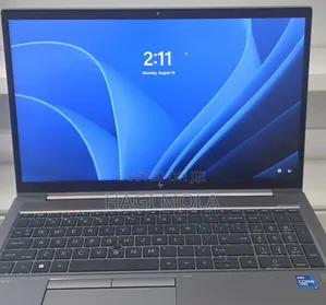 New Laptop HP ZBook Firefly G8 16GB Intel Core i7 SSD 512GB