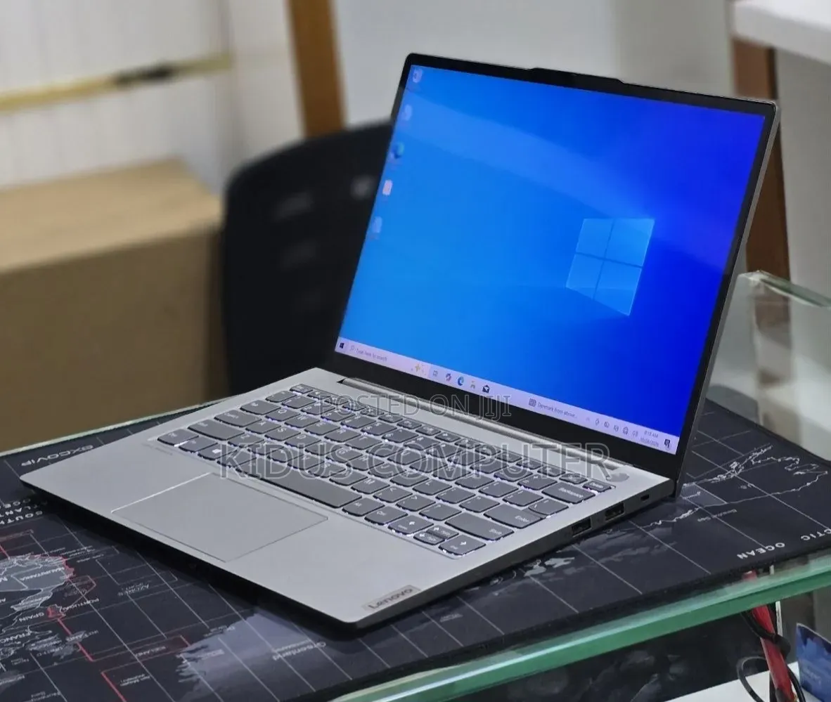 New Laptop Lenovo ThinkBook 13 16GB Intel Core i7 SSD 512GB