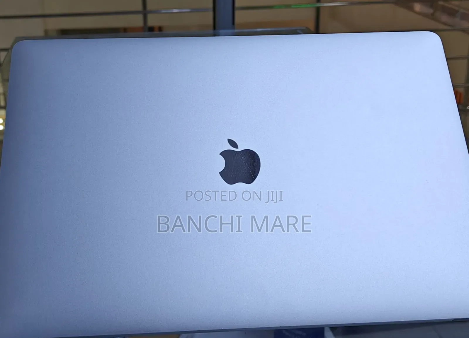 New Laptop Apple MacBook Pro 2019 16GB Intel Core i9 SSD 512GB