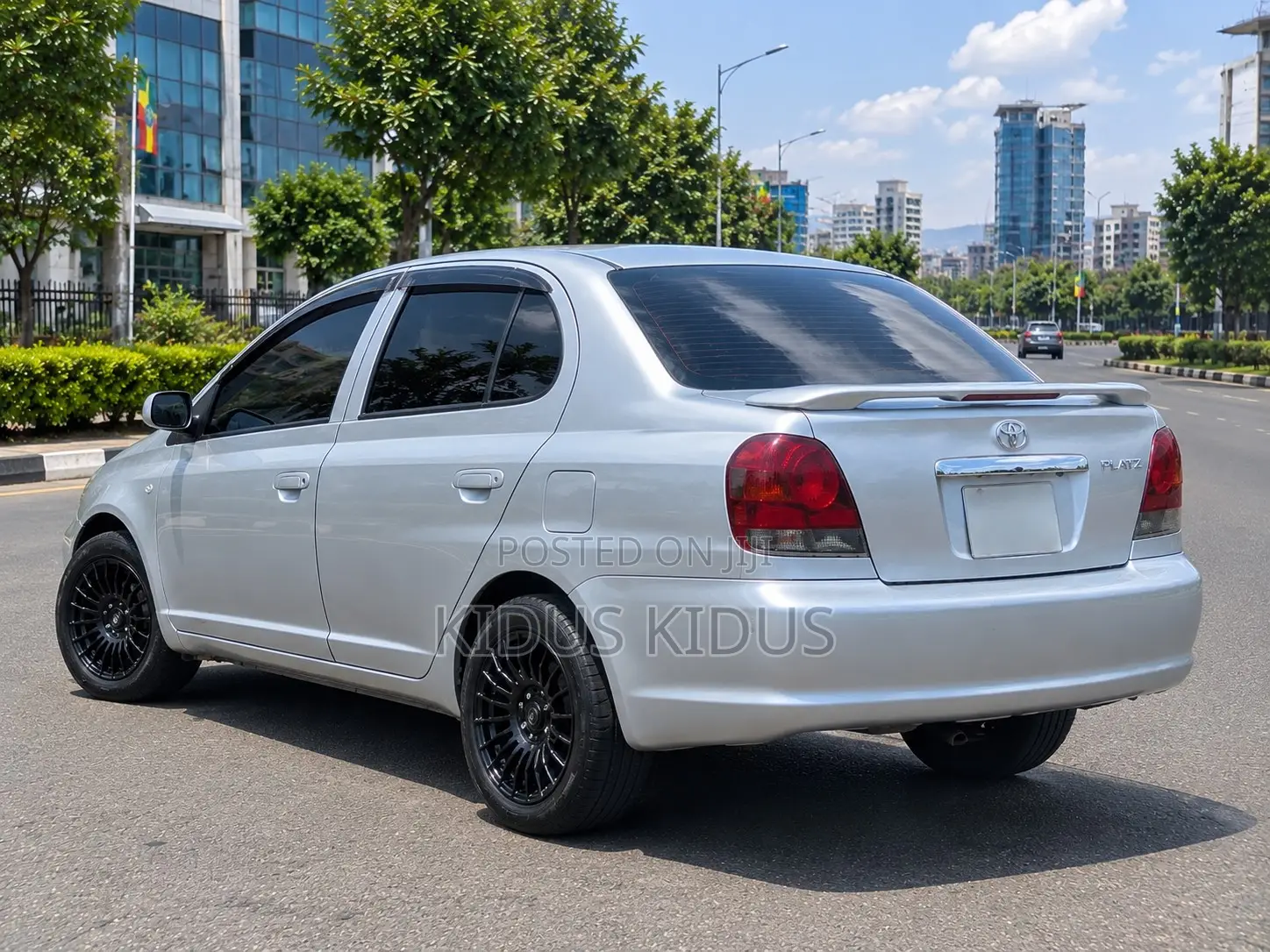 Toyota Platz 2005 Silver