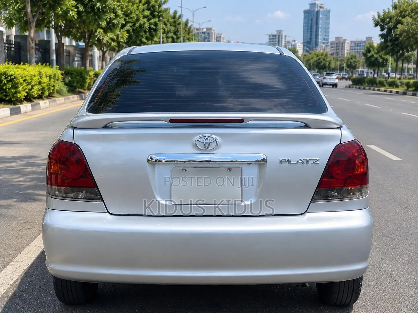 Toyota Platz 2005 Silver
