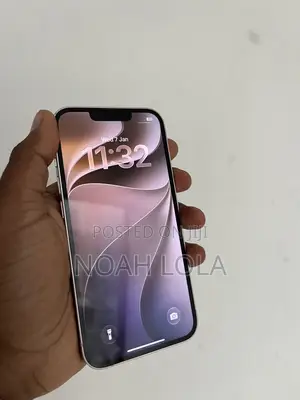 New Apple iPhone 13 128 GB Pink