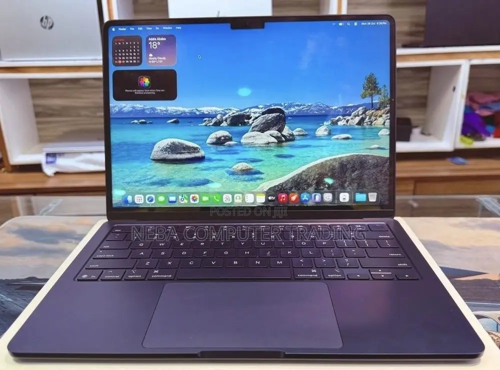 New Laptop Apple MacBook Air 2025 M4 16GB Apple M5 SSD 256GB
