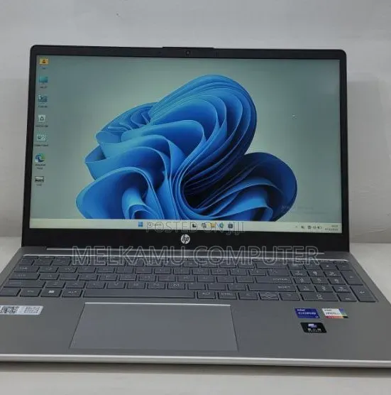 New Laptop HP Stream Notebook 16GB Intel Core i7 SSD 1T