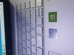 New Laptop HP Pavilion 14 8GB Intel Core i5 SSD 512GB
