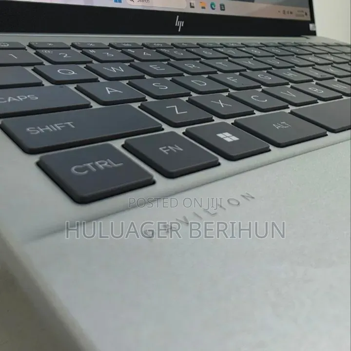 New Laptop HP Pavilion 14 32GB AMD Ryzen 7 SSD 1T