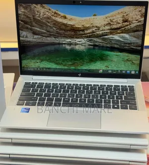 New Laptop HP EliteBook 830 G8 16GB Intel Core i7 SSD 512GB