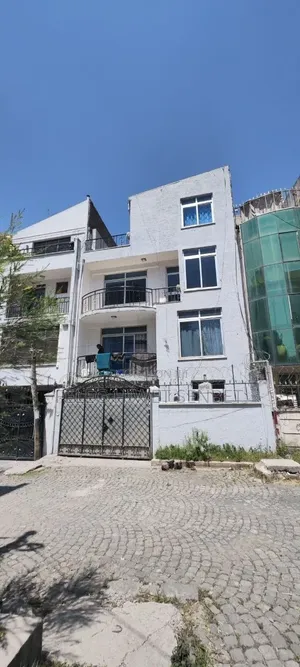 Furnished 5bdrm House in አአ, Bole for sale