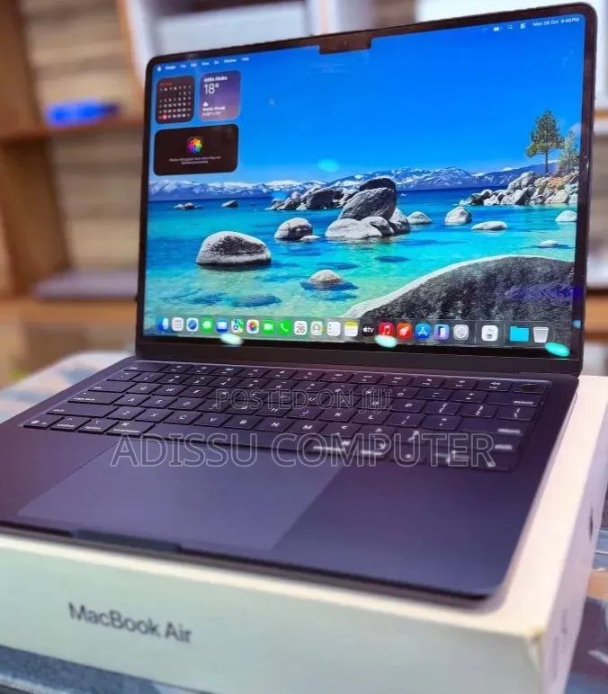 New Laptop Apple MacBook Air 2025 M4 16GB Apple M4 SSD 256GB