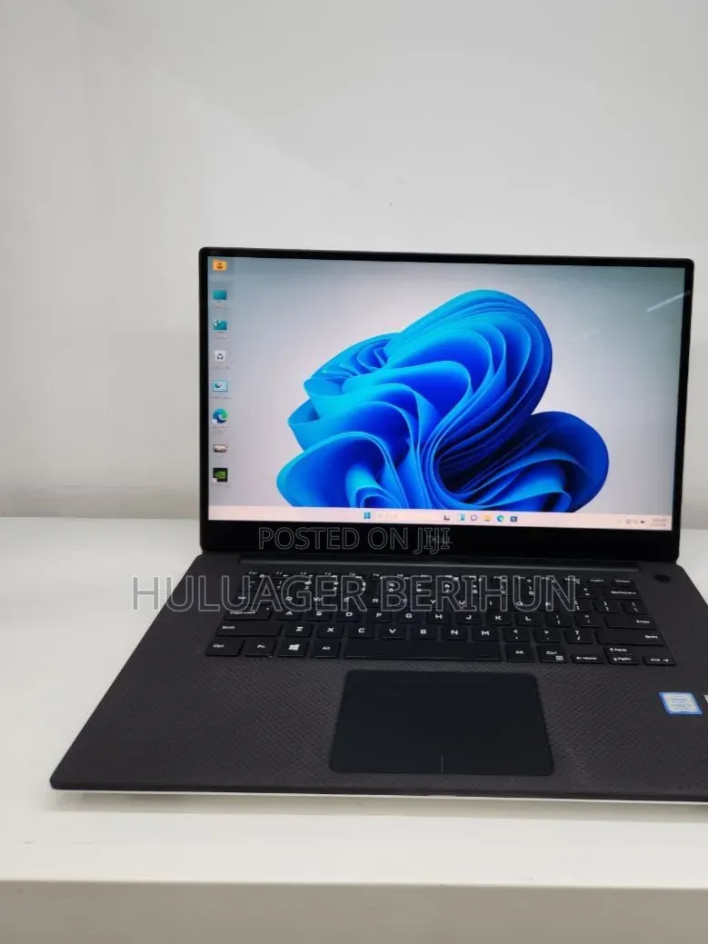 New Laptop Dell XPS 13 16GB Intel Core i7 SSD 512GB