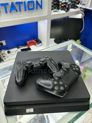 PlayStation 4 _ Slim Model _ 6games Installed / Can PlayStation /