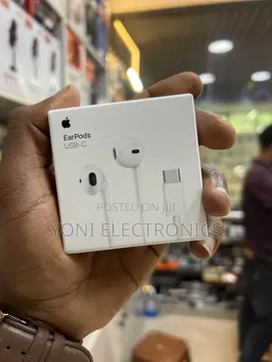 Apple EarPods With USB-C Connector