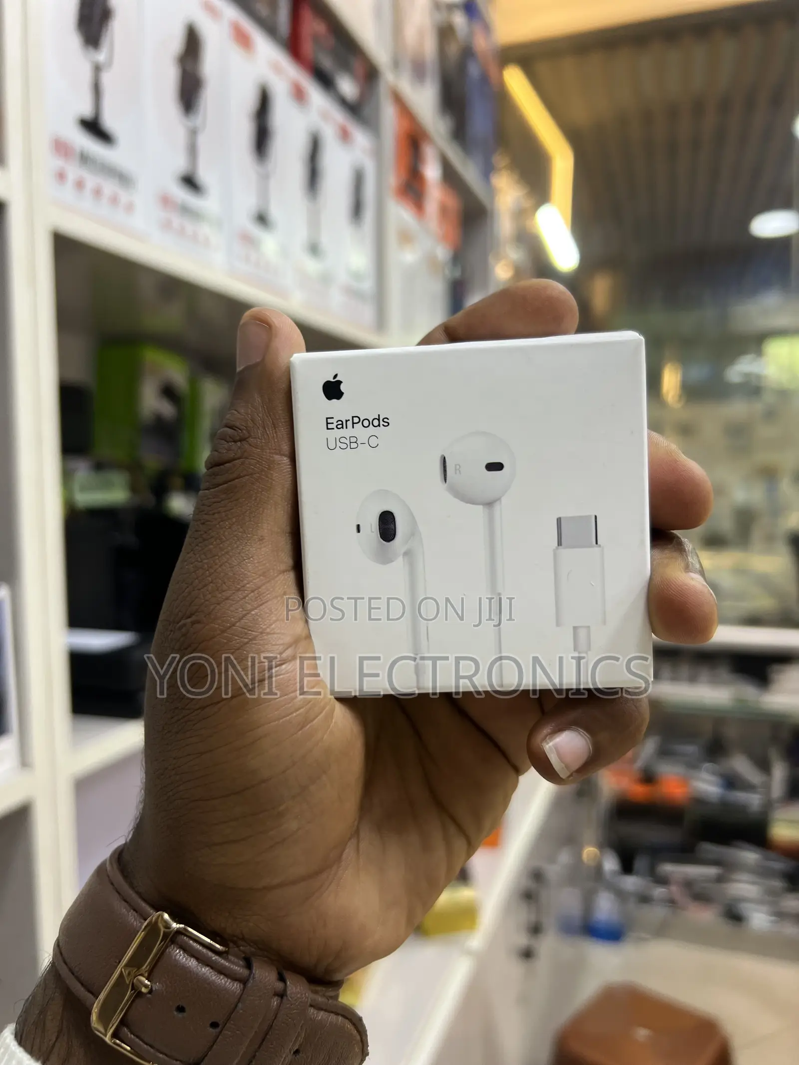 Apple EarPods With USB-C Connector