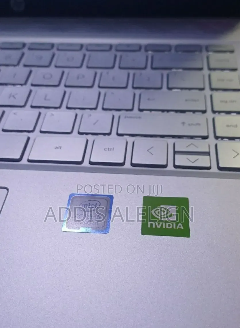 New Laptop HP Pavilion 15 8GB Intel Core i5 SSD 512GB