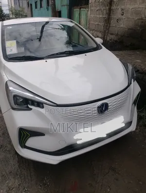 Changan BenBen E-Star 32 kWh FWD 2023 White