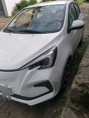 Changan BenBen E-Star 32 kWh FWD 2023 White