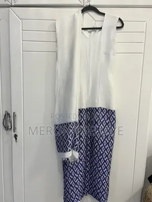 Saba Hager Libs/Traditional Dress
